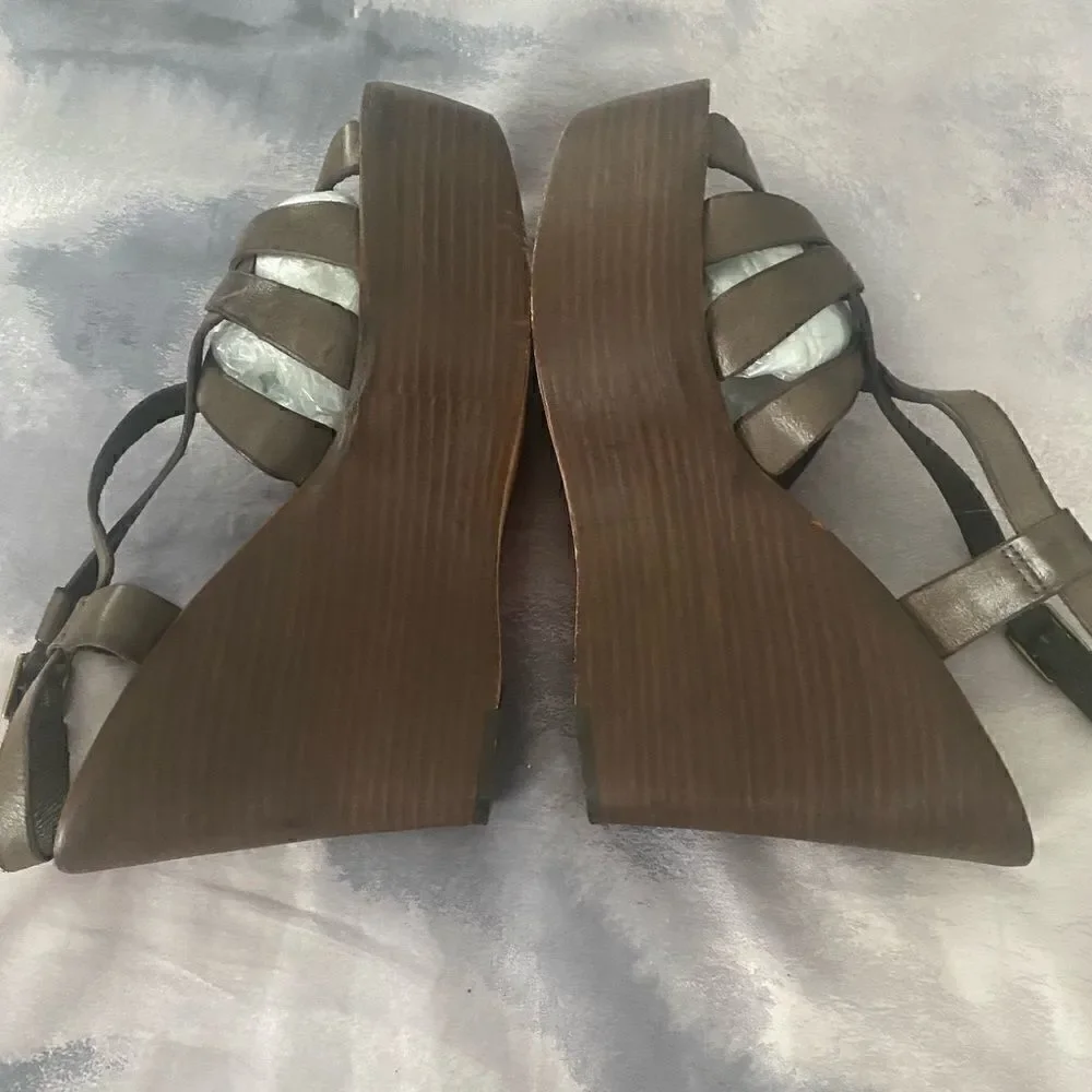 Michael Kors Wedges Sandals Woman Size 8.5